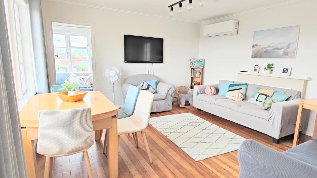 Lake, Mountain View Cottage 로토루아 외부 사진