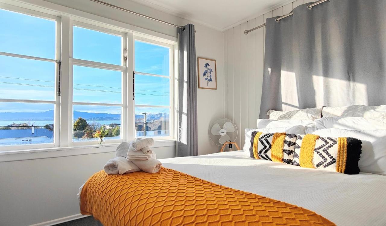 Lake, Mountain View Cottage 로토루아 외부 사진